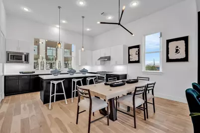 3 N Saint Charles Street #C, Houston, TX 77003 - Photo 10