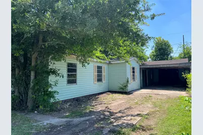 10338 Wiggins Street, Houston, TX 77029 - Photo 2