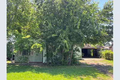 10338 Wiggins Street, Houston, TX 77029 - Photo 1