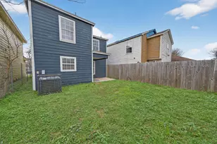 2302 Abernathy St, Houston, TX 77026 - Photo 24