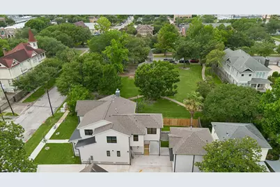 111 E 18th Street, Houston, TX 77008 - Photo 44