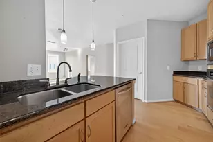 505 Jackson Hill St, Houston, TX 77007 - Photo 14