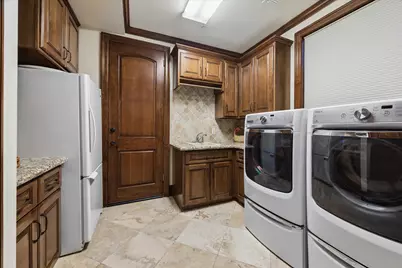 11909 Knippwood Lane, Bunker Hill Village, TX 77024 - Photo 30