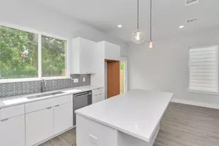 5818 Burt St, Houston, TX 77091 - Photo 10