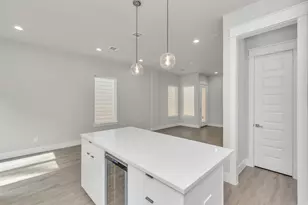 5818 Burt St, Houston, TX 77091 - Photo 14