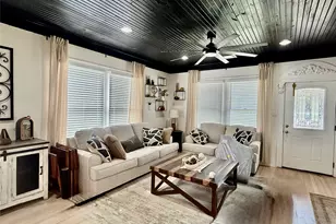 1624 Heights Blvd, Houston, TX 77008 - Photo 4