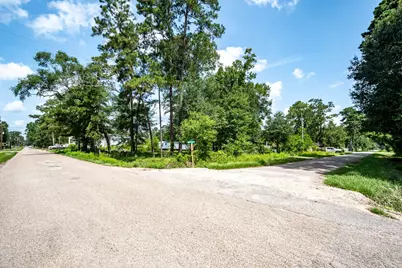 27085 Coach Light Lane, New Caney, TX 77357 - Photo 1