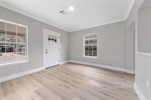 219 E James St, Baytown, TX 77520 - Photo 6