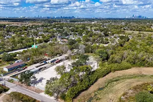 5033 S Acres Dr, Houston, TX 77048 - Photo 4