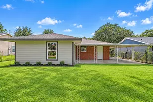 5039 Briscoe St, Houston, TX 77033 - Photo 14