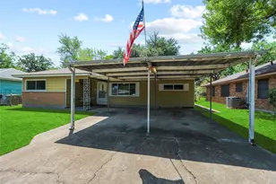 12306 Palmbeach St, Houston, TX 77034 - Photo 2