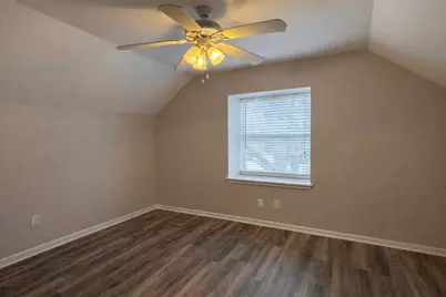 202 Hardy Street, Bacliff, TX 77518 - Photo 12