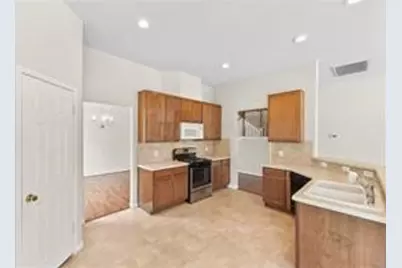 18223 Maple Arbor Court, Cypress, TX 77429 - Photo 6