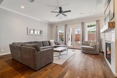 118 E 27th Street #A, Houston, TX 77008 - Photo 12
