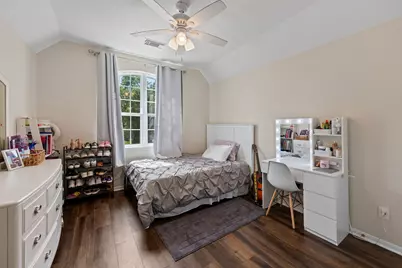 1807 Emerald Lake Court, Houston, TX 77062 - Photo 22