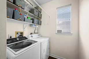 1807 Emerald Lake Ct, Houston, TX 77062 - Photo 24