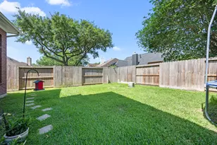 1807 Emerald Lake Ct, Houston, TX 77062 - Photo 26
