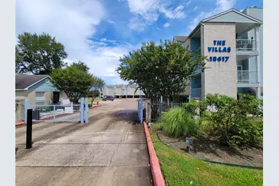 18617 Egret Bay #1010, Webster, TX 77058 - Photo 4