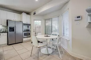 14202 Scarborough Fair St, Houston, TX 77077 - Photo 22