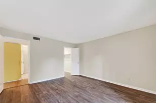3700 W Clay St, Houston, TX 77019 - Photo 24