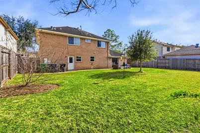 2218 Hickory Lawn Drive, Houston, TX 77077 - Photo 38