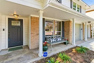 2218 Hickory Lawn Dr, Houston, TX 77077 - Photo 2