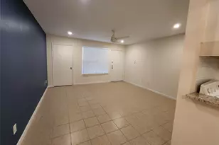 2250 Bering Dr, Houston, TX 77057 - Photo 8