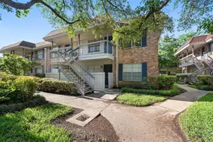 2250 Bering Dr, Houston, TX 77057 - Photo 18