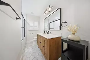 2015 Woodcrest Dr, Houston, TX 77018 - Photo 18