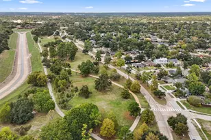 2015 Woodcrest Dr, Houston, TX 77018 - Photo 24