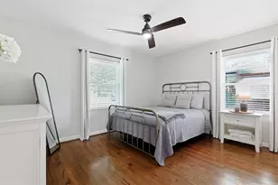 2015 Woodcrest Dr, Houston, TX 77018 - Photo 14