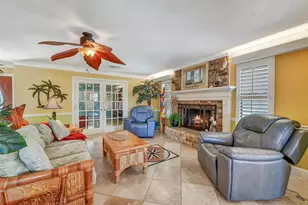 7806 Pruitt Dr, Galveston, TX 77554 - Photo 8