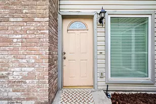 2939 Ashford Trail Dr, Houston, TX 77082 - Photo 4