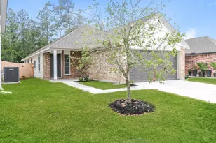 2173 Middle Rdg Dr, Conroe, TX 77301 - Photo 2