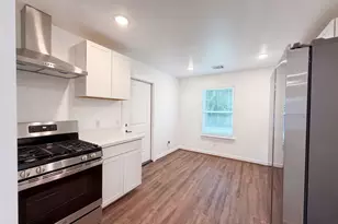 3457 Mainer St, Houston, TX 77021 - Photo 2