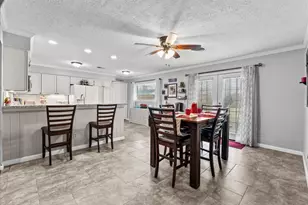 913 Peggy St, Deer Park, TX 77536 - Photo 10