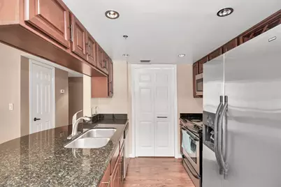 3525 Sage Road #1314, Houston, TX 77056 - Photo 10