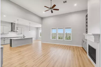 10015 Goliad Drive, Mont Belvieu, TX 77523 - Photo 8