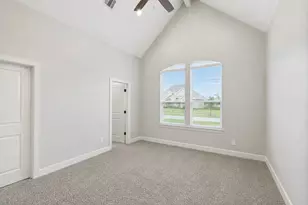 10015 Goliad Dr, Mont Belvieu, TX 77523 - Photo 6