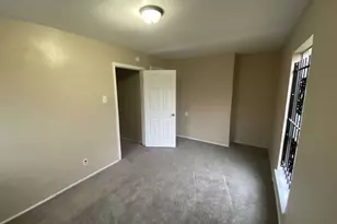 10818 Carlton Dr, Houston, TX 77047 - Photo 10