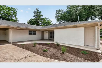 317 N Madison Street, Madisonville, TX 77864 - Photo 22
