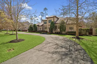 8 Greyton Lane, Bunker Hill Village, TX 77024 - Photo 2