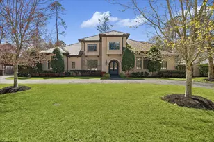8 Greyton Ln, Houston, TX 77024 - Photo 1