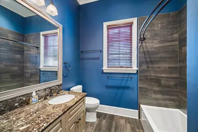 8 Greyton Lane, Bunker Hill Village, TX 77024 - Photo 26