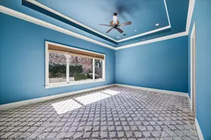 8 Greyton Ln, Bunker Hill Village, TX 77024 - Photo 22