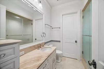 8 Greyton Lane, Bunker Hill Village, TX 77024 - Photo 28