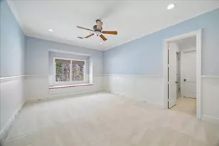 8 Greyton Ln, Bunker Hill Village, TX 77024 - Photo 26