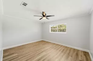 1310 Burning Tree Rd, Houston, TX 77339 - Photo 18