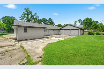 1310 Burning Tree Road, Houston, TX 77339 - Photo 32