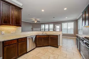 10126 Naples Cliff Ct, Cypress, TX 77433 - Photo 14